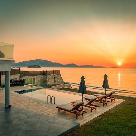 Violet Beach Front Private Villa ลากานาส ภายนอก รูปภาพ