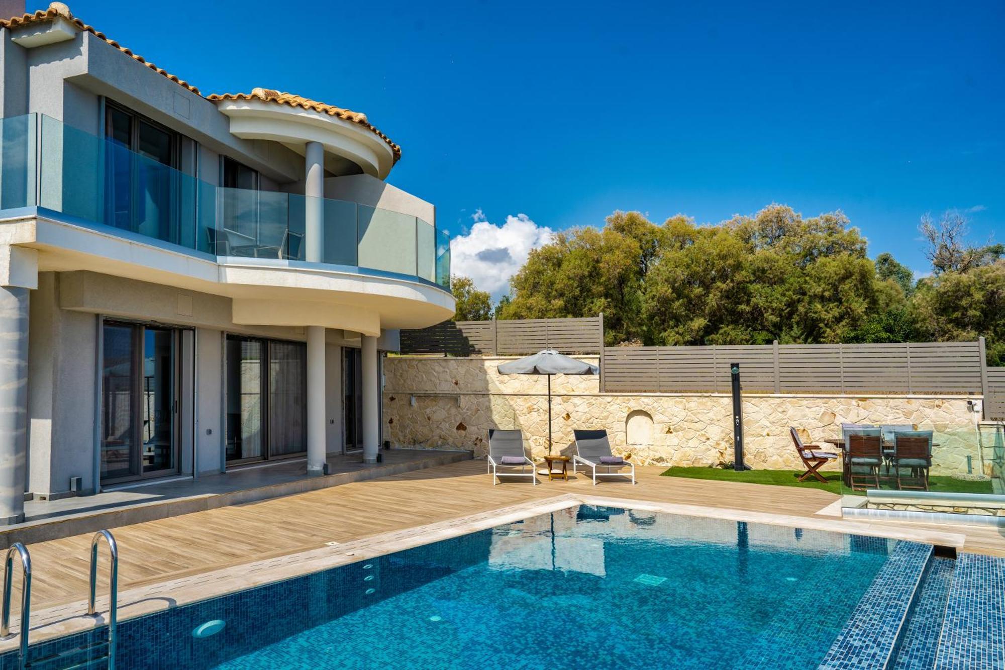 Violet Beach Front Private Villa ลากานาส ภายนอก รูปภาพ